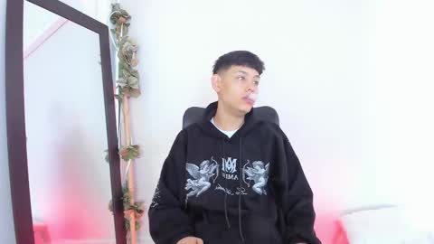 zeus_blaze online show from 09/12/25, 11:54