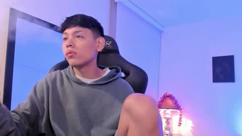 zeus_blaze online show from 10/01/25, 12:11