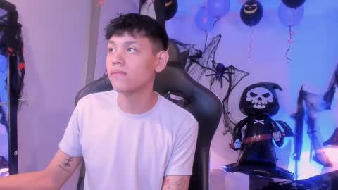 zeus_blaze online show from 10/18/25, 11:44