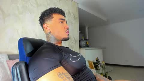 zeus strong online show from 11/14/25, 02:54