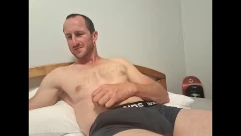 Snapshot of zeusey0 chatting on 12/31/24, 11:53 Zeus online show from 12/31/24, 11:53