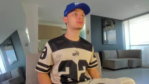 zeus online show from 09/09/25, 02:49