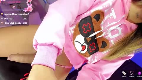 Snapshot of zeuss_x chatting on 03/07/25, 07:30 Aisha Alejandra Rosse Deus  online show from 03/07/25, 07:30