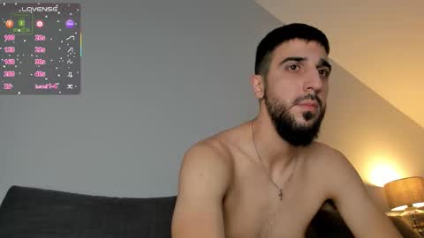 ZEYN online show from 11/25/25, 12:05