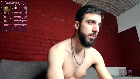 Snapshot of zeyn_edwards chatting on 03/21/26, 12:10 ZEYN online show from 03/21/26, 12:10