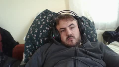 Snapshot of zh1nasah chatting on 04/18/26, 09:46 zH1NaSaH online show from 04/18/26, 09:46