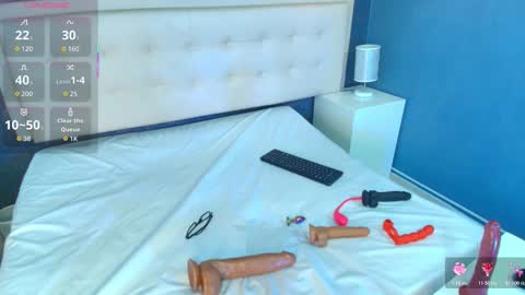 Snapshot of zhamira_21 chatting on 11/18/25, 11:15 ZHAMIRA ANDRES online show from 11/18/25, 11:15