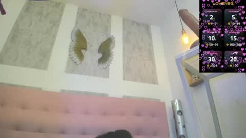 ZHAMIRA  ANDRES online show from 04/13/26, 11:32