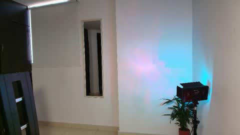 Snapshot of zhara_11 chatting on 05/28/26, 12:35 Zhara online show from 05/28/26, 12:35
