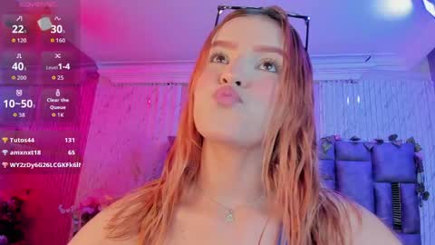 Snapshot of zhararousse chatting on 04/27/26, 12:03 Zhara Rousse online show from 04/27/26, 12:03
