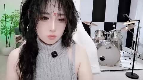 Snapshot of zhen0 chatting on 09/29/25, 11:31 zhen online show from 09/29/25, 11:31