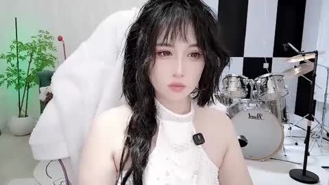 Snapshot of zhen0 chatting on 10/05/25, 03:21 zhen online show from 10/05/25, 03:21