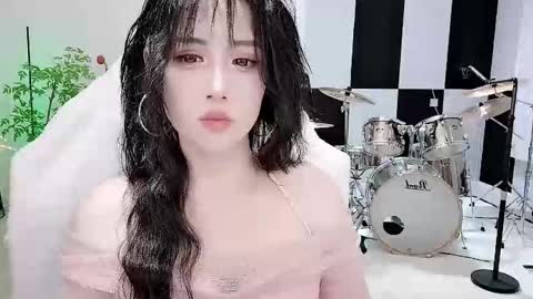 Snapshot of zhen0 chatting on 10/07/25, 05:32 zhen online show from 10/07/25, 05:32