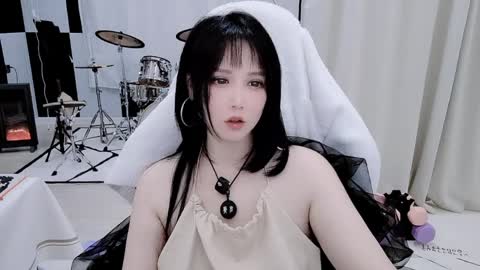 zhen online show from 04/04/26, 02:47