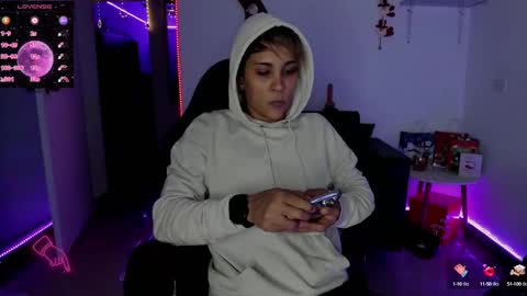 zhoestrong online show from 12/16/24, 12:59