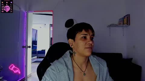 zhoestrong online show from 01/09/25, 01:13