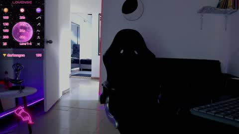 zhoestrong online show from 01/15/25, 08:48