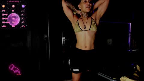 zhoestrong online show from 02/08/25, 08:42