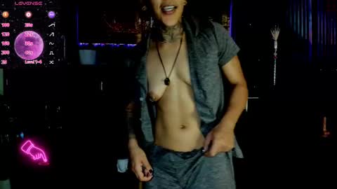 zhoestrong online show from 02/26/25, 05:53