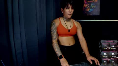 zhoestrong online show from 11/14/25, 09:13