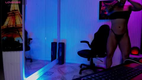 Snapshot of zhoestrong chatting on 04/17/26, 12:13 zhoestrong online show from 04/17/26, 12:13