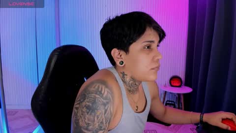 Snapshot of zhoestrong chatting on 04/21/26, 02:56 zhoestrong online show from 04/21/26, 02:56