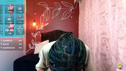 Snapshot of zia_green chatting on 12/23/24, 03:33 Zia Green online show from 12/23/24, 03:33
