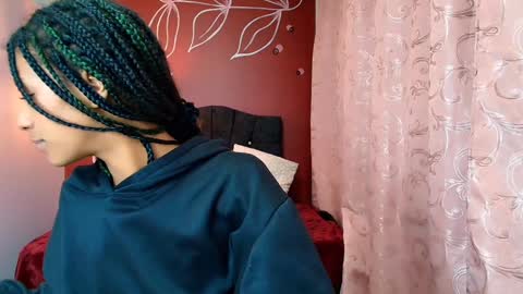 Snapshot of zia_green chatting on 01/06/25, 07:13 Zia Green online show from 01/06/25, 07:13