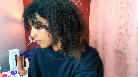 Snapshot of zia_green chatting on 01/22/25, 12:06 Zia Green online show from 01/22/25, 12:06
