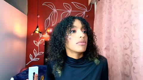 Snapshot of zia_green chatting on 01/31/25, 12:18 Zia Green online show from 01/31/25, 12:18