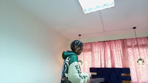 Snapshot of zia_green chatting on 02/06/25, 12:05 Zia Green online show from 02/06/25, 12:05