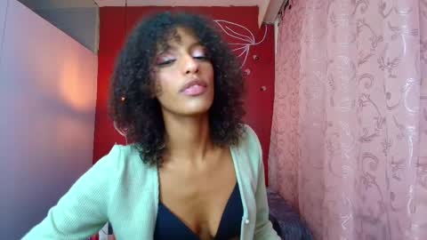 Snapshot of zia_green chatting on 02/27/25, 01:17 Zia Green online show from 02/27/25, 01:17