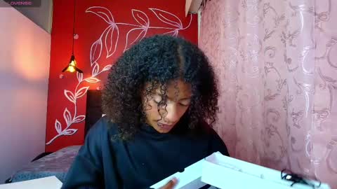 Snapshot of zia_green chatting on 03/05/25, 12:00 Zia Green online show from 03/05/25, 12:00
