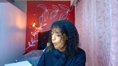 Snapshot of zia_green chatting on 03/06/25, 12:09 Zia Green online show from 03/06/25, 12:09