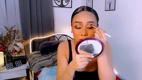 Zia online show from 10/19/25, 03:56