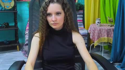 zianichols online show from 01/22/25, 04:12