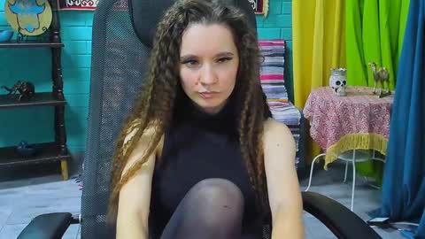 zianichols online show from 01/23/25, 03:22