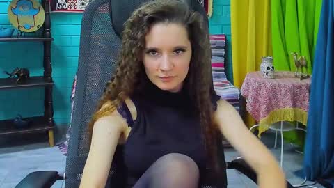 zianichols online show from 01/24/25, 06:56