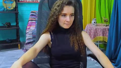 zianichols online show from 01/27/25, 08:49