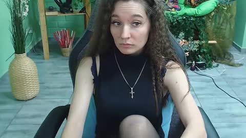 zianichols online show from 02/27/25, 05:58