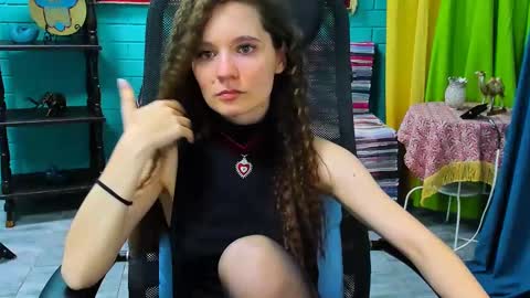 zianichols online show from 03/06/25, 08:05