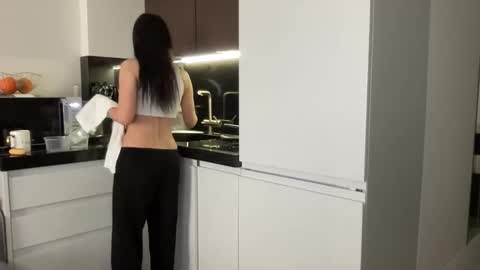 Snapshot of zidya06 chatting on 03/14/26, 08:42 Nensi online show from 03/14/26, 08:42