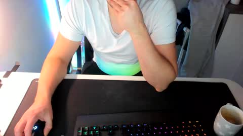 Snapshot of ziemlichflutschig chatting on 12/18/24, 03:55 ziemlichflutschig online show from 12/18/24, 03:55