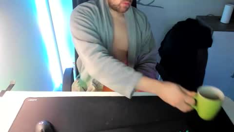 Snapshot of ziemlichflutschig chatting on 01/26/25, 04:41 ziemlichflutschig online show from 01/26/25, 04:41