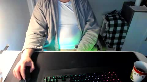 Snapshot of ziemlichflutschig chatting on 02/19/25, 10:31 ziemlichflutschig online show from 02/19/25, 10:31