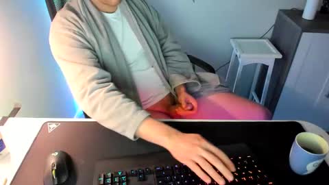 Snapshot of ziemlichflutschig chatting on 02/21/25, 04:40 ziemlichflutschig online show from 02/21/25, 04:40