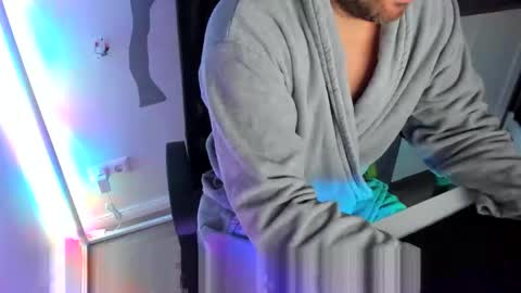 Snapshot of ziemlichflutschig chatting on 10/02/25, 09:22 ziemlichflutschig online show from 10/02/25, 09:22