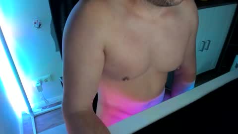 Snapshot of ziemlichflutschig chatting on 10/29/25, 06:26 ziemlichflutschig online show from 10/29/25, 06:26