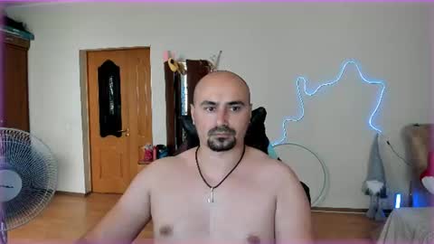 Snapshot of ziesh chatting on 06/24/26, 12:59 Ziesh online show from 06/24/26, 12:59