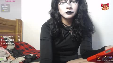 Snapshot of ziggyblunt chatting on 03/21/26, 06:40 ziggyblunt online show from 03/21/26, 06:40
